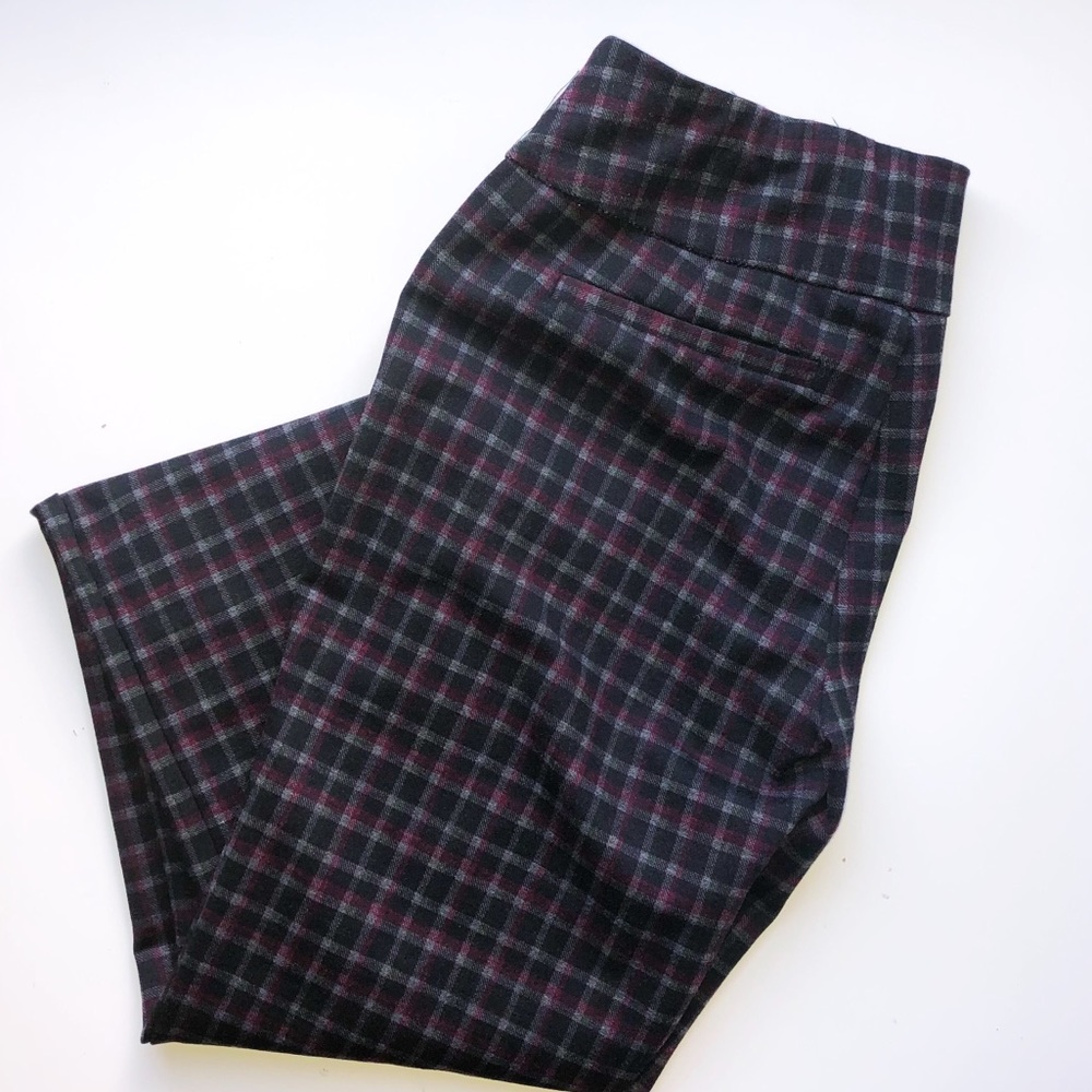 New York and company 7th Avenue striped pants